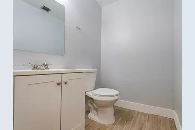 16350 NE 12th Ave, North Miami Beach, FL 33162 - Photo 9