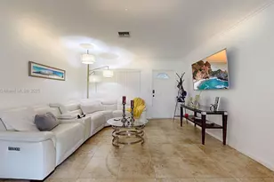 105 N 31st Ave, Hollywood, FL 33021 - Photo 5