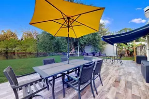 105 N 31st Ave, Hollywood, FL 33021 - Photo 1