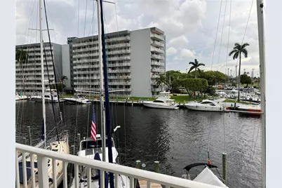 2415 NW 16th St Rd #316, Miami, FL 33125 - Photo 1