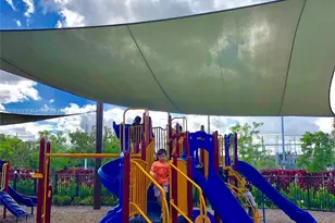 10597 NW 81st Terrace, Doral, FL 33178 - Photo 21