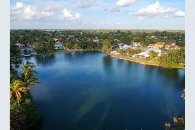 7429 SW 14th Ct, North Lauderdale, FL 33068 - Photo 5