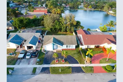 7429 SW 14th Ct, North Lauderdale, FL 33068 - Photo 3