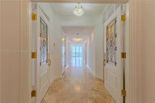 6051 N Ocean Dr, Hollywood, FL 33019 - Photo 3