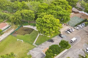 2000 Towerside Terrace, Miami, FL 33138 - Photo 27