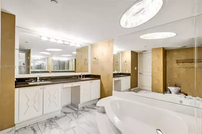 2000 Towerside Ter #301, Miami, FL 33138 - Photo 9