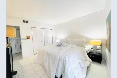 20301 W Country Club Dr #1226, Aventura, FL 33180 - Photo 13