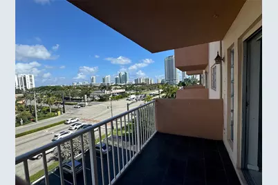2200 E Hallandale Beach Blvd #503, Hallandale Beach, FL 33009 - Photo 7