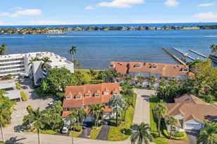 38 S Lakeshore Dr, Hypoluxo, FL 33462 - Photo 43