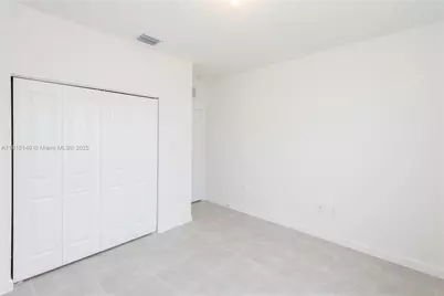 2636 SE 8th Ct, Homestead, FL 33035 - Photo 7