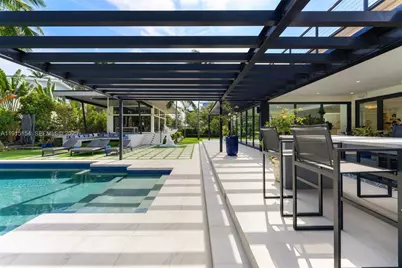 795 Lakeview Dr, Miami Beach, FL 33140 - Photo 33