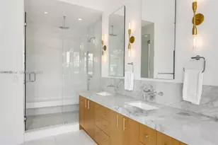 795 Lakeview Dr, Miami Beach, FL 33140 - Photo 25