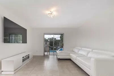 10748 N Kendall Dr #N22, Miami, FL 33176 - Photo 3