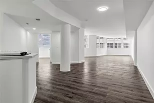 825 Brickell Bay Dr, Miami, FL 33131 - Photo 3