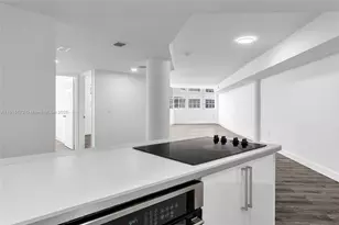 825 Brickell Bay Dr, Miami, FL 33131 - Photo 9