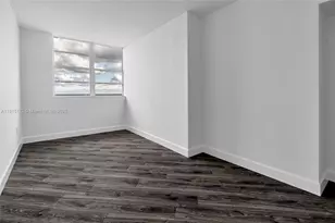 825 Brickell Bay Dr, Miami, FL 33131 - Photo 23