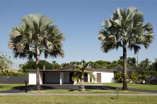 10605 SW 112th St, Miami, FL 33176 - Photo 1