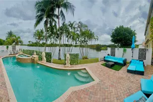 5363 SW 38th Ave, Hollywood, FL 33312 - Photo 3