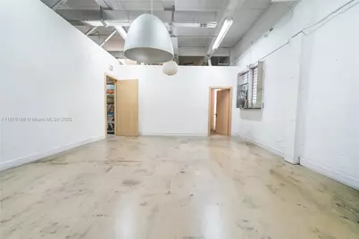 2047 NW 24th Ave, Miami, FL 33142 - Photo 9