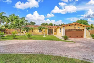 29840 SW 168th Ave, Homestead, FL 33030 - Photo 3