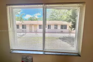 690 NE 85th St, Miami, FL 33138 - Photo 5