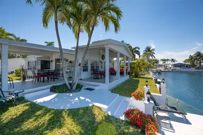 112 Lake Shore Dr, Pembroke Park, FL 33009 - Photo 1