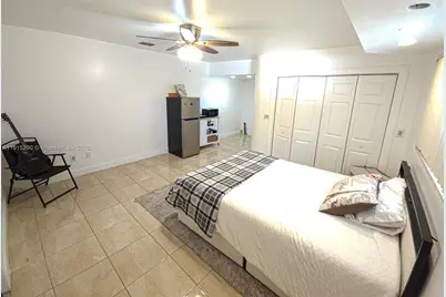 7624 W 14th Ave, Hialeah, FL 33014 - Photo 9