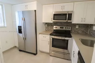 14010 NE 3rd Ct, Miami, FL 33161 - Photo 1