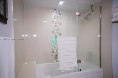 16100 Golf Club Rd #202, Weston, FL 33326 - Photo 27