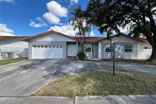 921 SW 139th Ave, Miami, FL 33184 - Photo 1