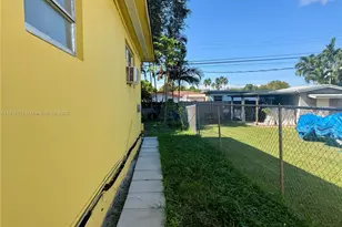 100 NW 64th Ct, Miami, FL 33126 - Photo 3