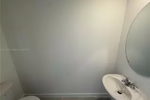 1111 SE 2nd St, Florida City, FL 33034 - Photo 3