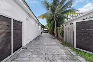 640 NE 168th St, North Miami Beach, FL 33162 - Photo 51