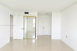 2780 NE 183rd St, Aventura, FL 33160 - Photo 15