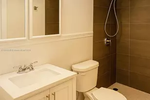 1100 Pine Dr, Pompano Beach, FL 33060 - Photo 11