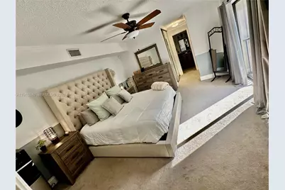 11861 SW 9th Mnr, Davie, FL 33325 - Photo 5