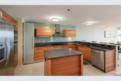 2950 NE 188th St #504, Aventura, FL 33180 - Photo 5