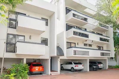400 Valencia Ave #3, Coral Gables, FL 33134 - Photo 19