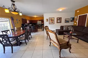 1403 SE 6th St, Homestead, FL 33033 - Photo 5