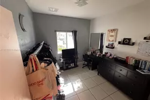 1403 SE 6th St, Homestead, FL 33033 - Photo 9