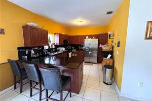 1403 SE 6th St, Homestead, FL 33033 - Photo 7