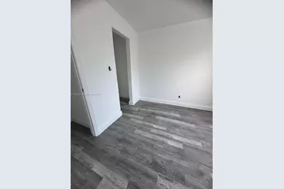 46 S Oleander Ave, Daytona, FL 32118 - Photo 13