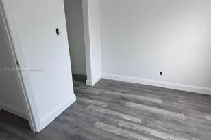 46 S Oleander Ave, Daytona, FL 32118 - Photo 13