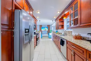 312 N Luna Ct, Hollywood, FL 33021 - Photo 17