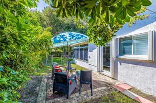 312 N Luna Ct, Hollywood, FL 33021 - Photo 47