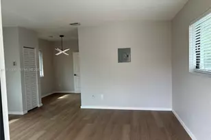 1280 NE 105th St, Miami Shores, FL 33138 - Photo 7