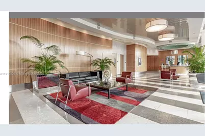 175 SW 7th St #1910, Miami, FL 33130 - Photo 5