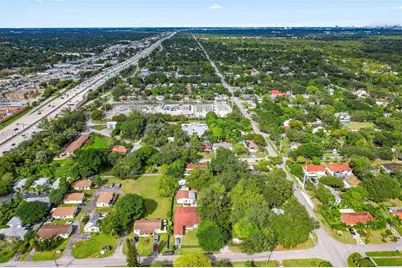 535 NW 90th St, El Portal, FL 33150 - Photo 29