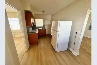 632 NE 85th St #15, Miami, FL 33138 - Photo 1