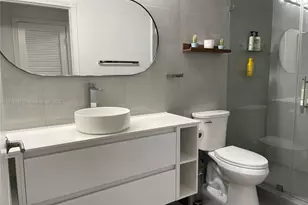 10730 NW 66th St, Doral, FL 33178 - Photo 29